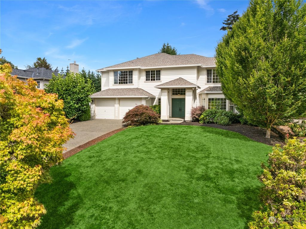 Photo of 8820 NE 160th Place, Kenmore, WA 98028 (MLS # 2278327)