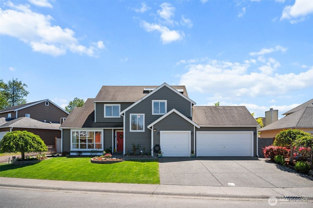 Photo of 12609 SE 226th Street, Kent, WA 98031 (MLS # 2370860)