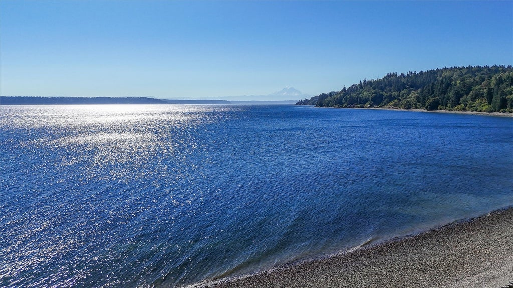 Photo of 10212 SW 127th Street, Vashon, WA 98070 (MLS # 2599742)