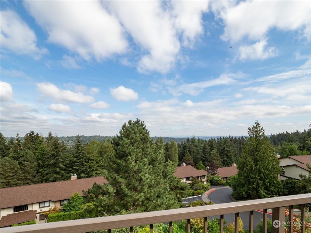 Photo of 1702 NE 179th St #303, Shoreline, WA 98155 (MLS # 2296205)
