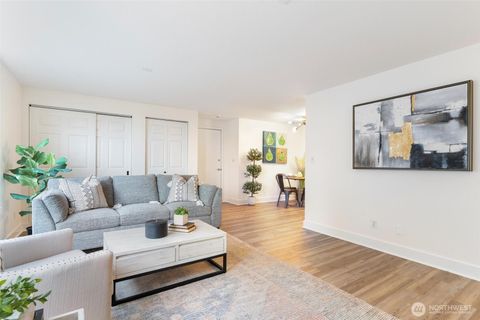 Photo of 3209 Hoyt Avenue #201, Everett, WA 98201 (MLS # 2467400)