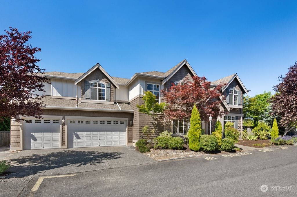 Photo of 6207 156th Avenue NE, Redmond, WA 98052 (MLS # 2263002)