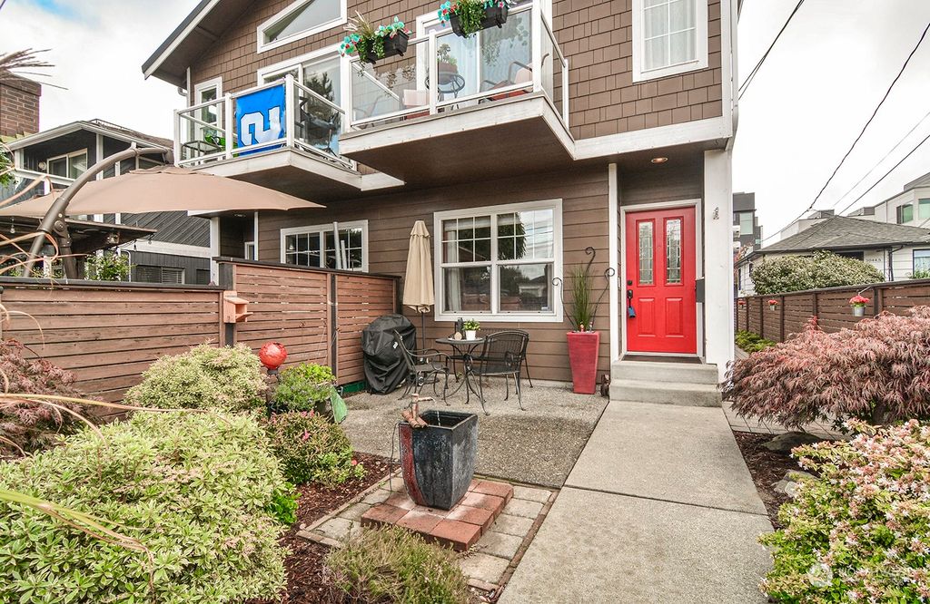 Photo of 3040 63rd Avenue SW, Seattle, WA 98116 (MLS # 2012577)