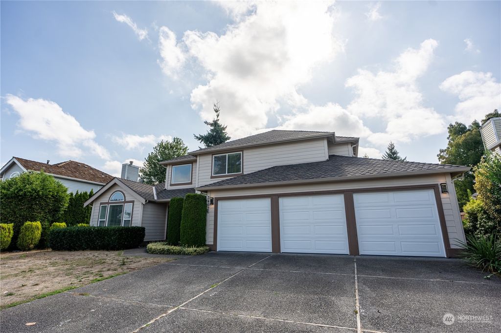Photo of 34626 10th Place SW, Federal Way, WA 98023 (MLS # 2157757)