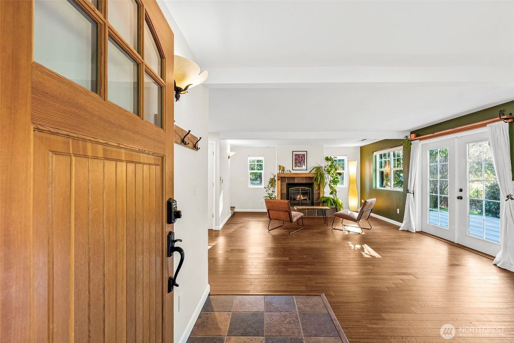 Photo of 3135 39th Way NE, Olympia, WA 98506 (MLS # 2471159)