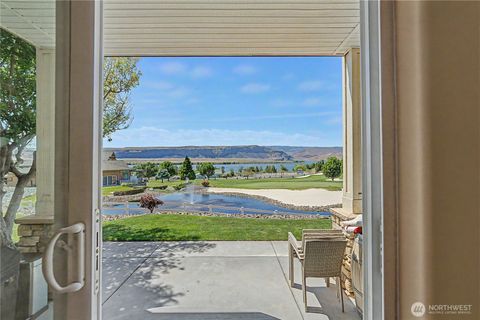 Photo of 23518 Sunserra Loop NW #A05, Quincy, WA 98848 (MLS # 2523903)