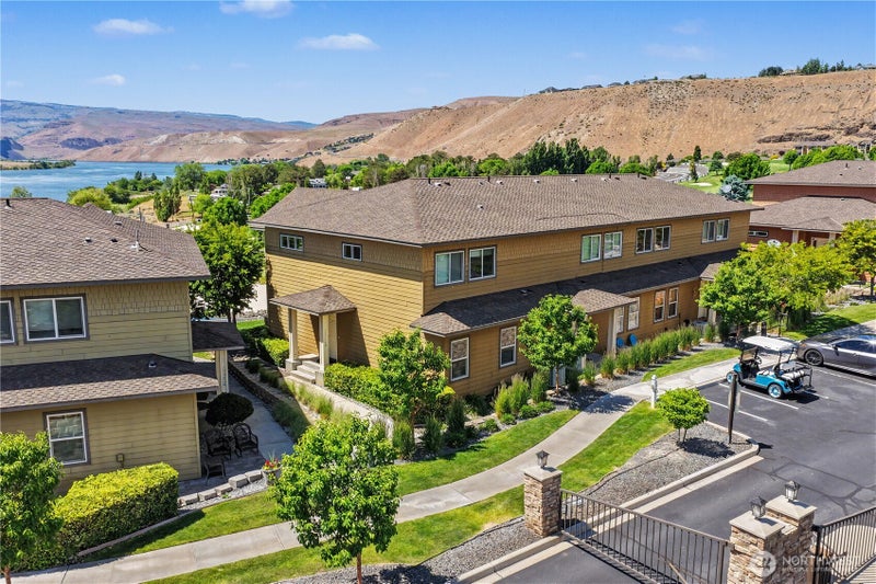 23518 Sunserra Loop NW A05