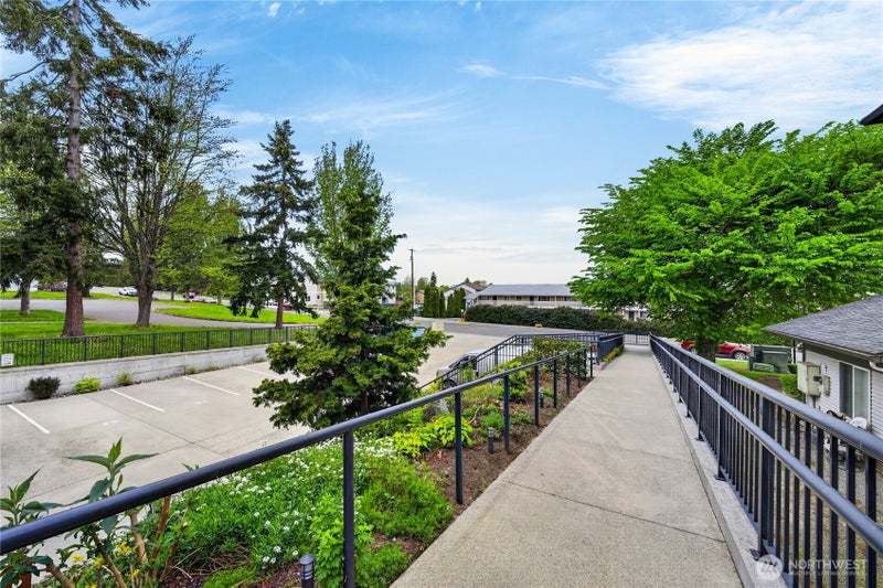 1109 29th Street 301