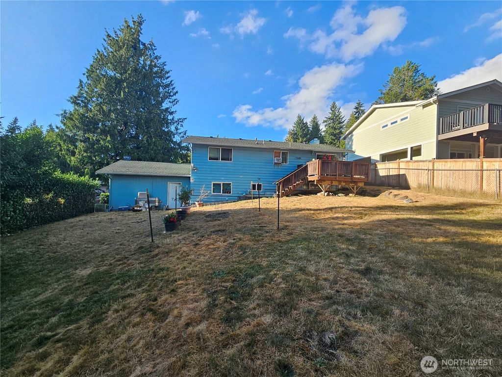 Photo of 12717 SE 190th Place Pl S, Renton, WA 98058 (MLS # 2418283)