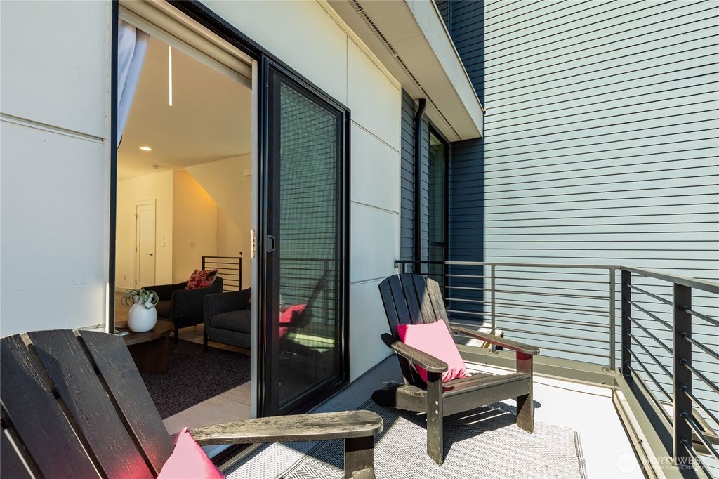 Photo of 1431 22nd Avenue, Seattle, WA 98122 (MLS # 2502724)