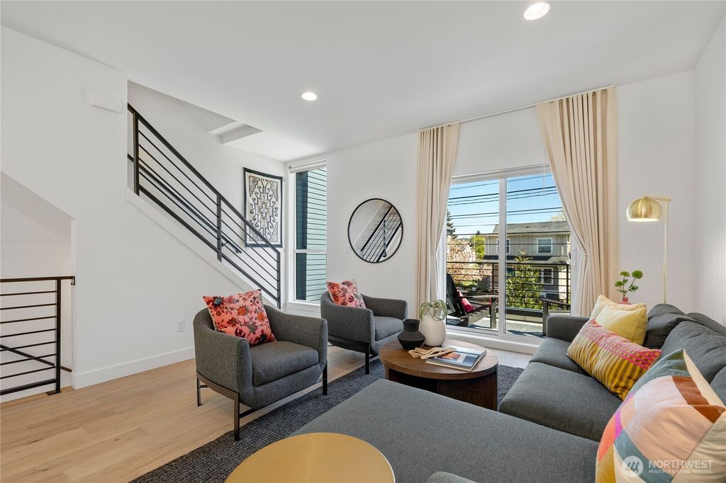 Photo of 1431 22nd Avenue, Seattle, WA 98122 (MLS # 2502724)