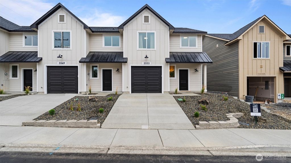 Photo of 3527 W 6th Place, Kennewick, WA 99336 (MLS # 2464862)
