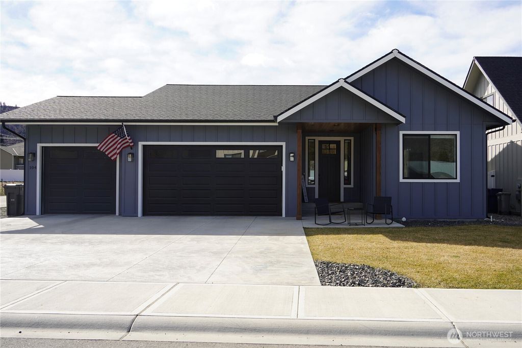 Photo of 104 Freedom Hills Hls, Cashmere, WA 98815 (MLS # 2490738)