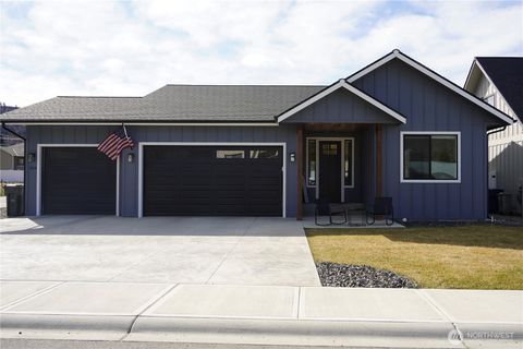 Photo of 104 Freedom Hills Hls, Cashmere, WA 98815 (MLS # 2490738)