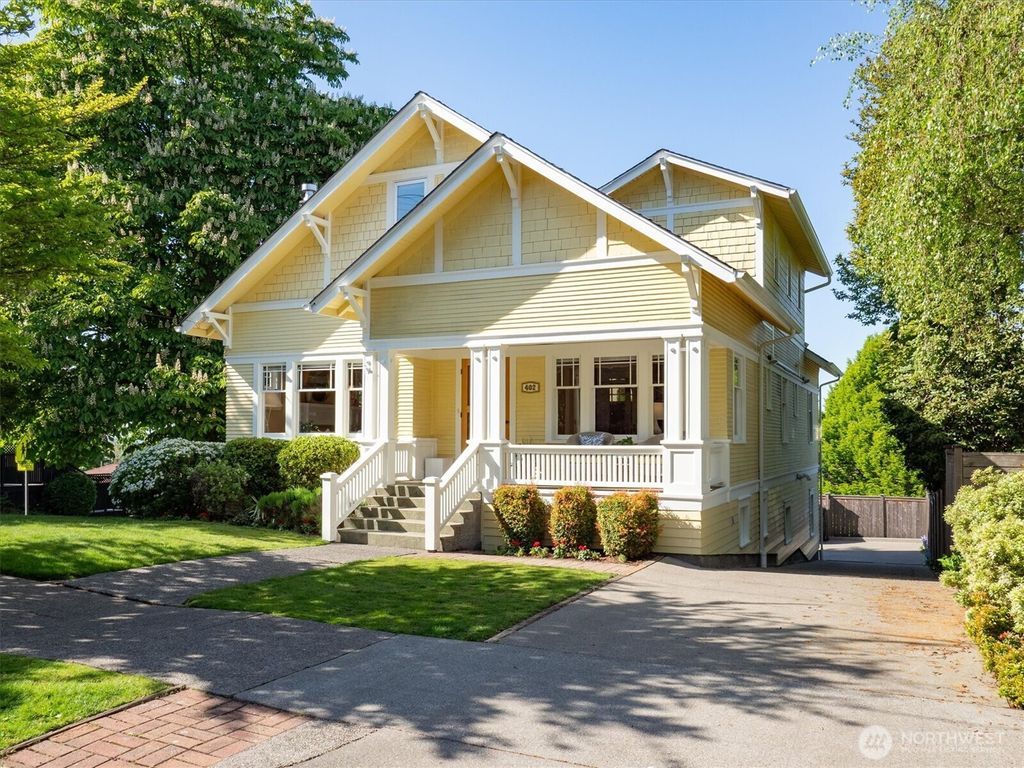 Photo of 402 Halladay Street, Seattle, WA 98109 (MLS # 2377485)