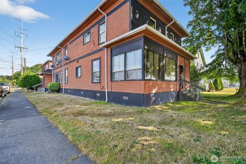 Photo of 208 N M Street, Aberdeen, WA 98520 (MLS # 2444325)
