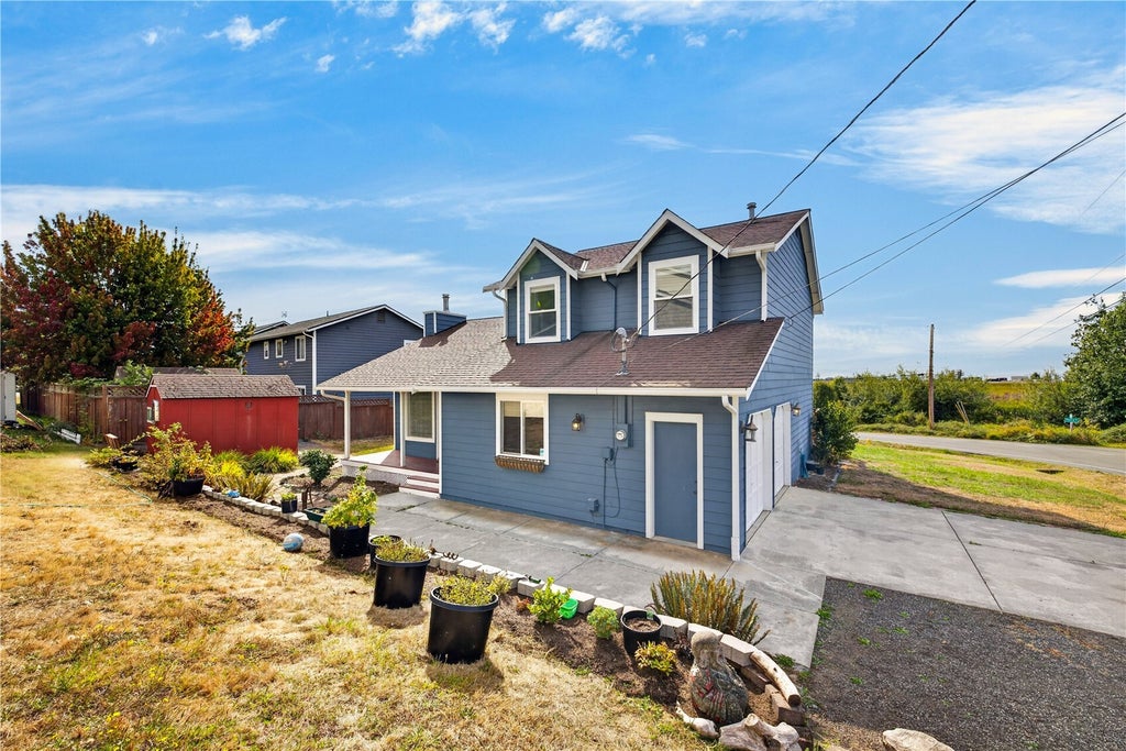 Photo of 1099 Koenig Lane, Coupeville, WA 98239 (MLS # 2595034)