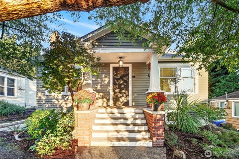 Photo of 6246 7th Avenue NW, Seattle, WA 98107 (MLS # 2592380)