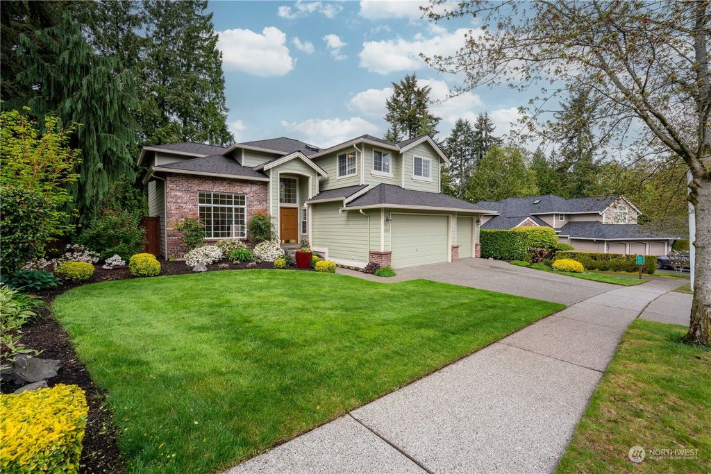 Photo of 19208 11th Place W, Lynnwood, WA 98036 (MLS # 2217268)