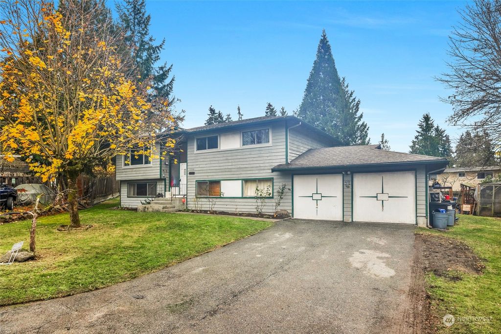 Photo of 3288 224th Court SW, Brier, WA 98036 (MLS # 2309921)