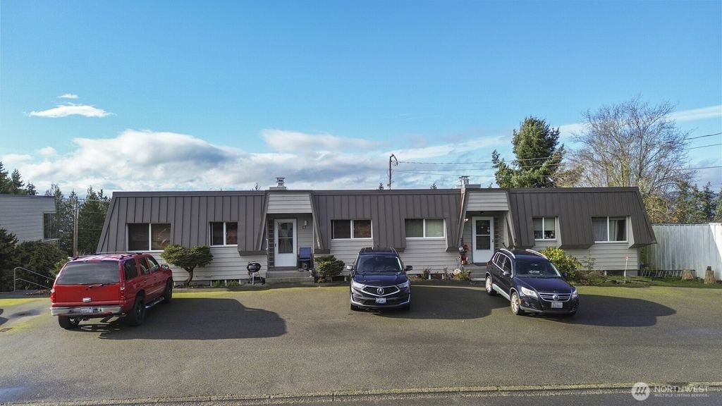 Photo of 2311 Washington Avenue, Mukilteo, WA 98275 (MLS # 2471804)