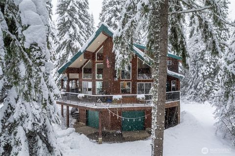 Photo of 351 Lost Lake Road, Easton, WA 98925 (MLS # 2370724)