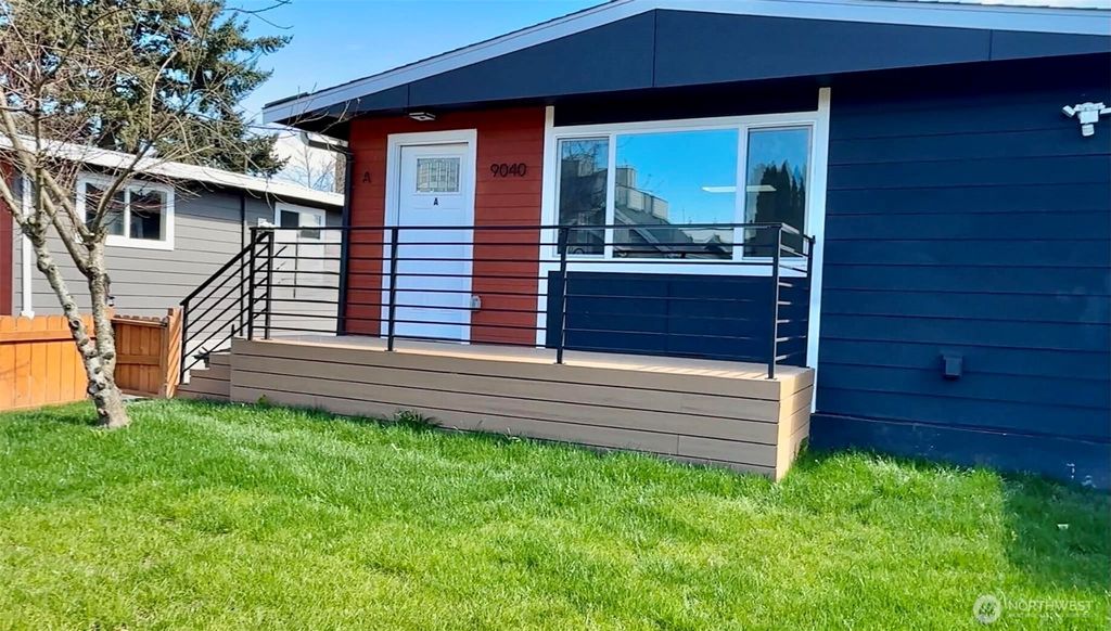 Photo of 9040 17th Avenue SW, Seattle, WA 98106 (MLS # 2499083)