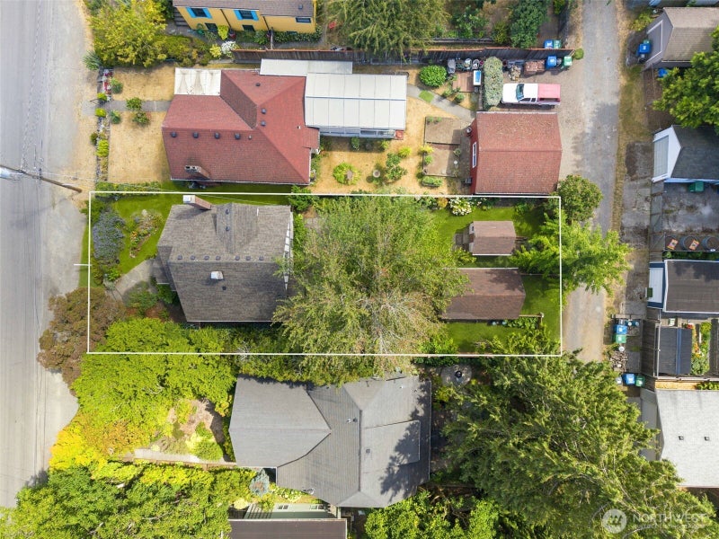 1047 NE 98th Street