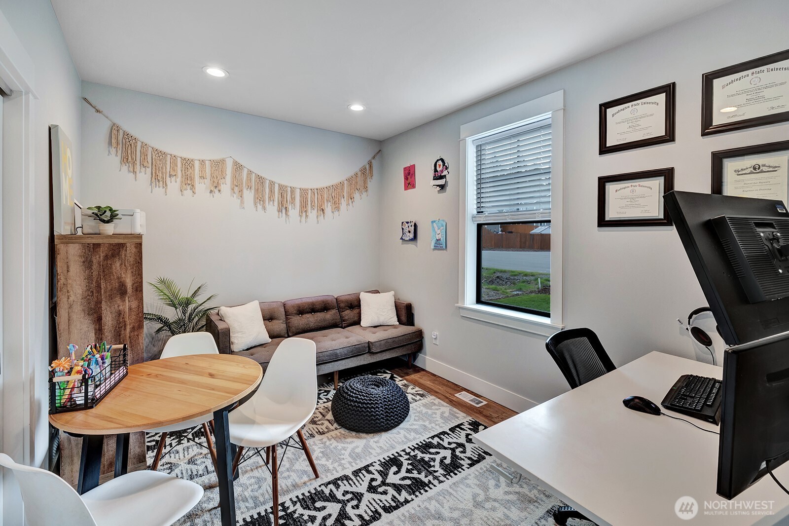 110 E Eugenia Place