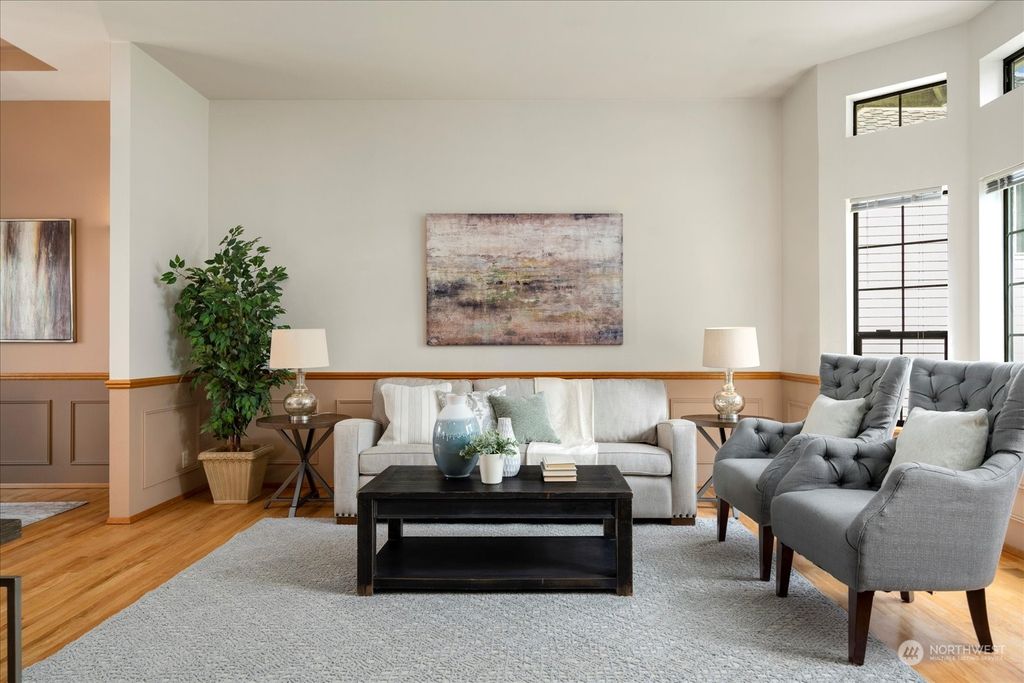 Photo of 11704 SE 78th Place, Newcastle, WA 98056 (MLS # 2225118)
