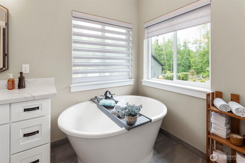 listing image 9365794707954334017