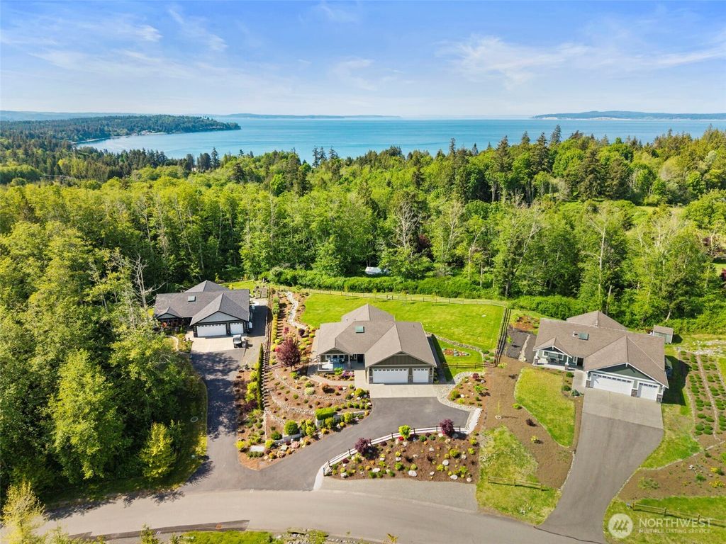 listing image 9364358753248564869