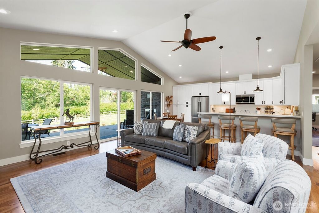 listing image 9368886276302966301