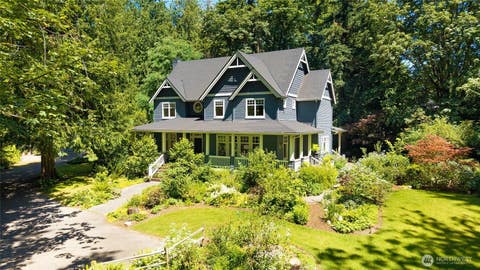 Photo of 1406 218th Avenue NE, Sammamish, WA 98074 (MLS # 2537382)