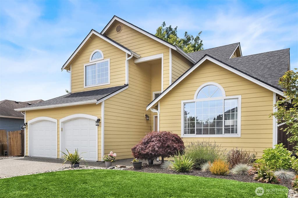 Photo of 1412 90th Drive NE, Lake Stevens, WA 98258 (MLS # 2545934)