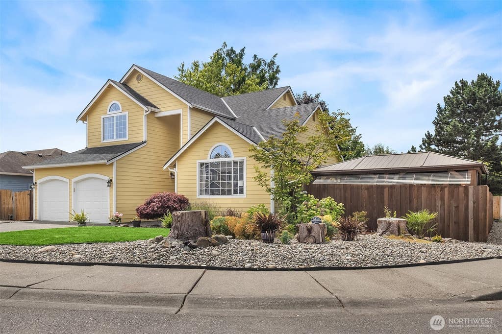Photo of 1412 90th Drive NE, Lake Stevens, WA 98258 (MLS # 2545934)