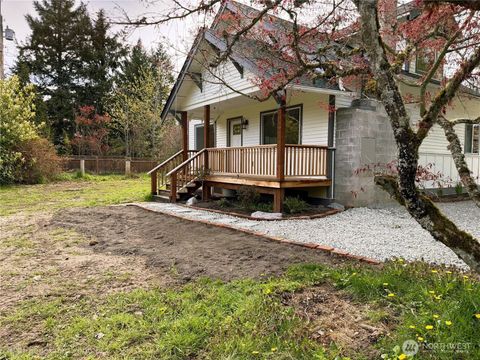 Photo of 10802 Eatonville Highway E, Eatonville, WA 98328 (MLS # 2505660)