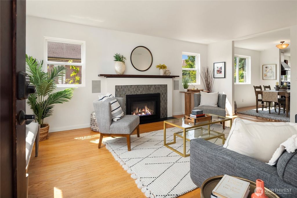 Photo of 1210 S McClellan Street, Seattle, WA 98144 (MLS # 2388712)