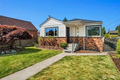 1210 S McClellan Street Seattle WA 98144