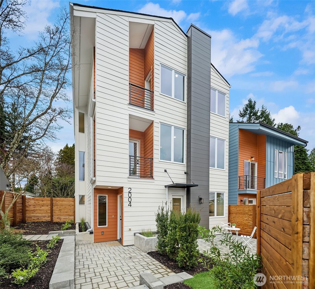 Photo of 2004 NE 120th Street NE #1, Seattle, WA 98125 (MLS # 2468569)