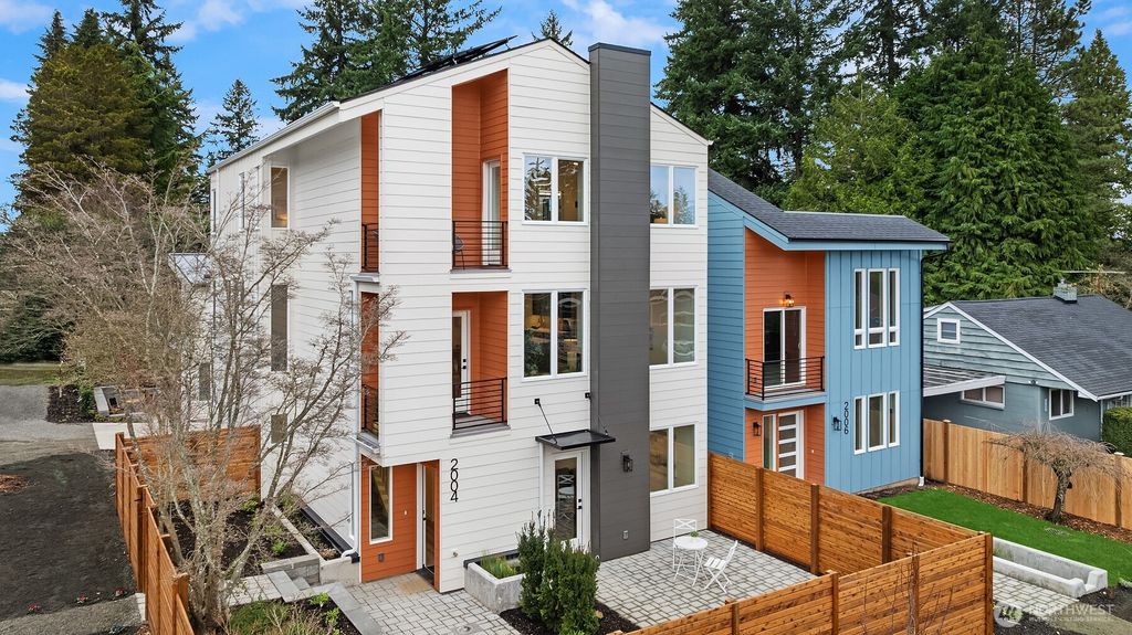 Photo of 2004 NE 120th Street NE #1, Seattle, WA 98125 (MLS # 2468569)