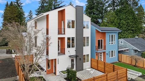 Photo of 2004 NE 120th Street NE #1, Seattle, WA 98125 (MLS # 2468569)