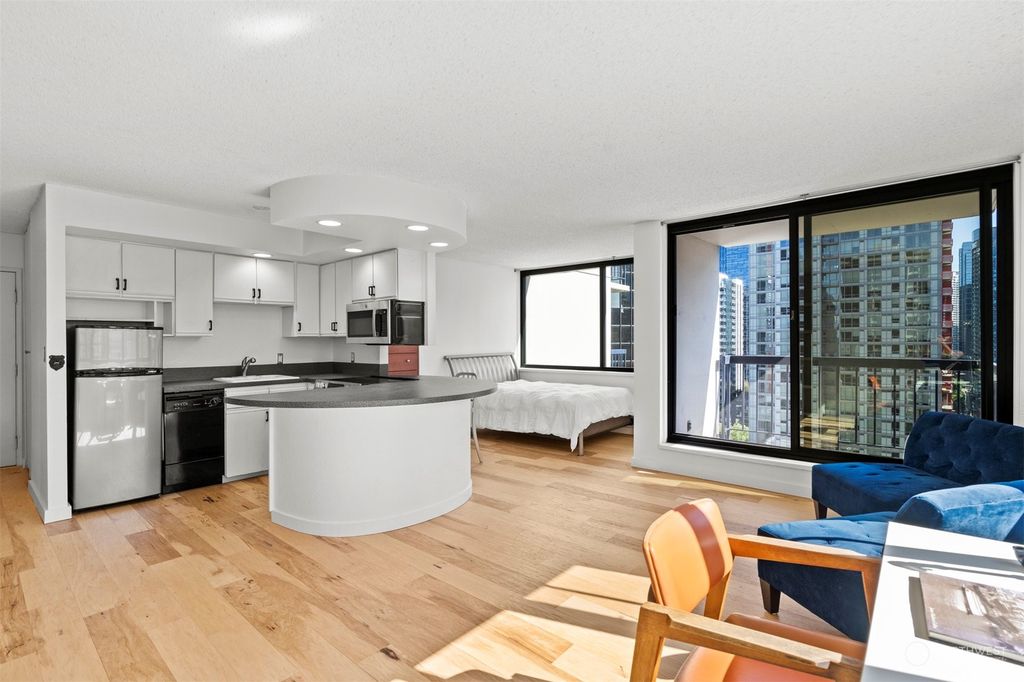 Photo of 2100 3rd Avenue #1406, Seattle, WA 98121 (MLS # 2206004)