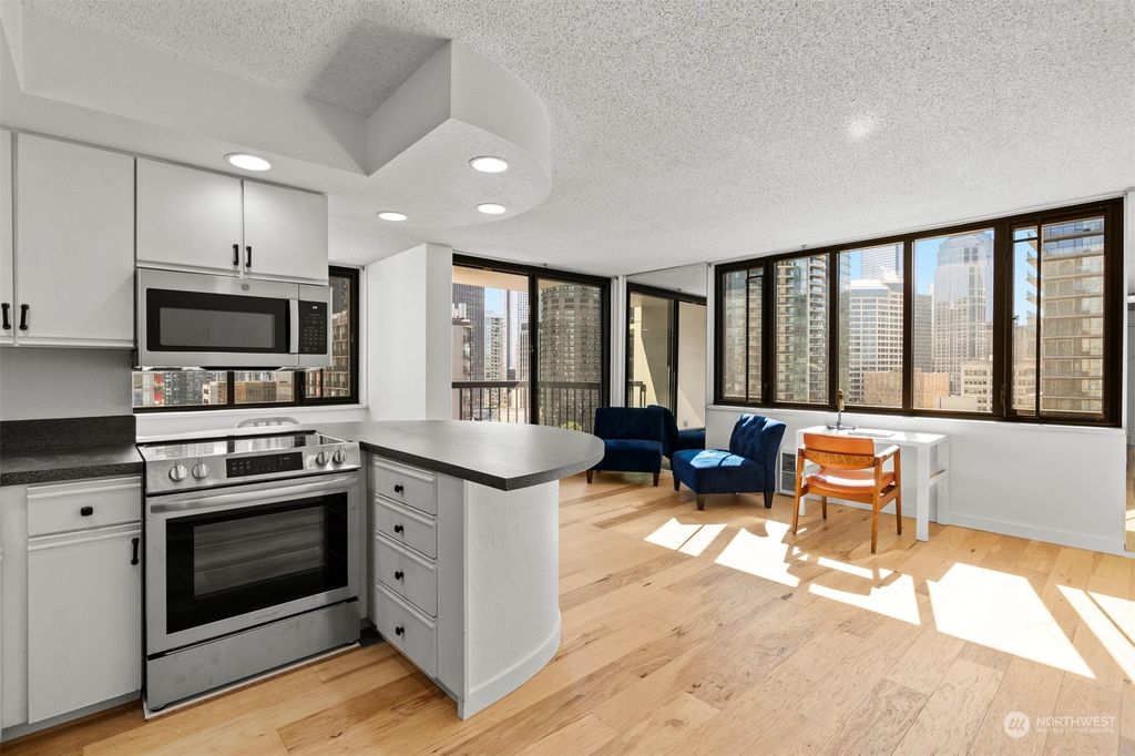 Photo of 2100 3rd Avenue #1406, Seattle, WA 98121 (MLS # 2206004)