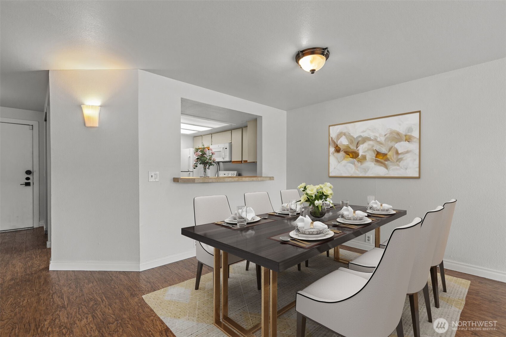 500 W Roy Street W103