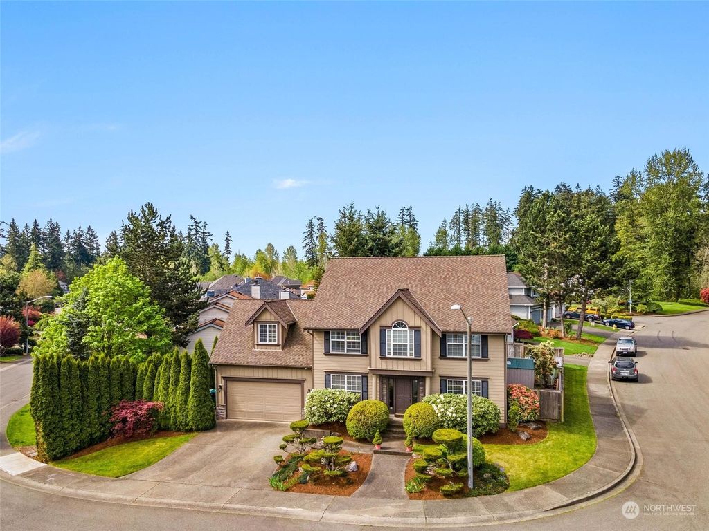 Photo of 37607 18th Place S, Federal Way, WA 98003 (MLS # 2064432)