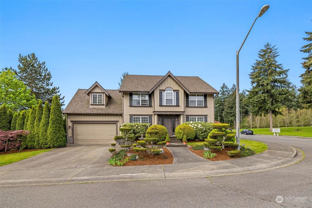 Photo of 37607 18th Place S, Federal Way, WA 98003 (MLS # 2064432)
