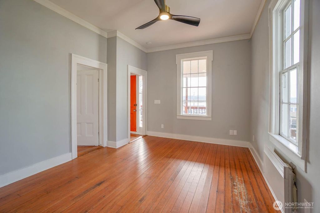 Photo of 99 Main Street St, Cathlamet, WA 98612 (MLS # 2499344)