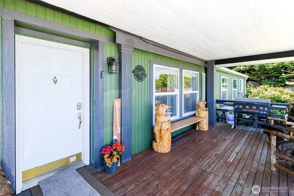 Photo of 162 J Shea Way, Port Angeles, WA 98362 (MLS # 2533271)