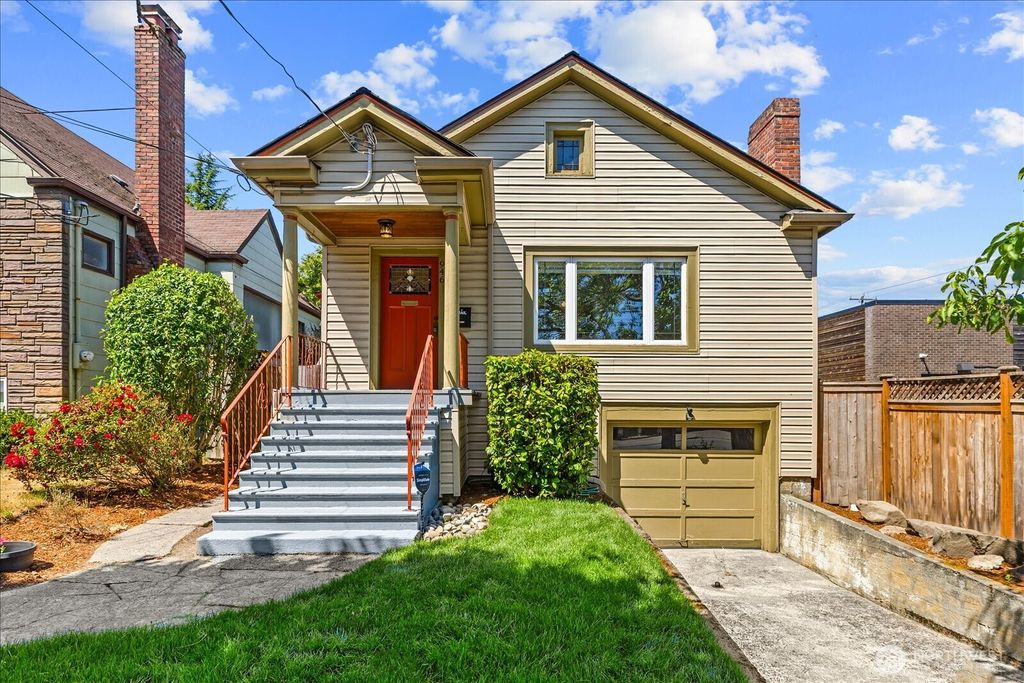 Photo of 946 N 83rd Street, Seattle, WA 98103 (MLS # 2545582)